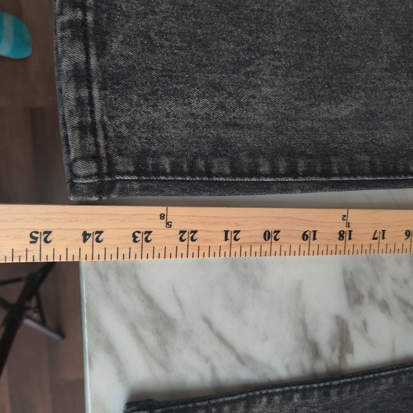 Road Narrows N.Y.C Boys Distressed Jeans Black 10 - Picture 5 of 12